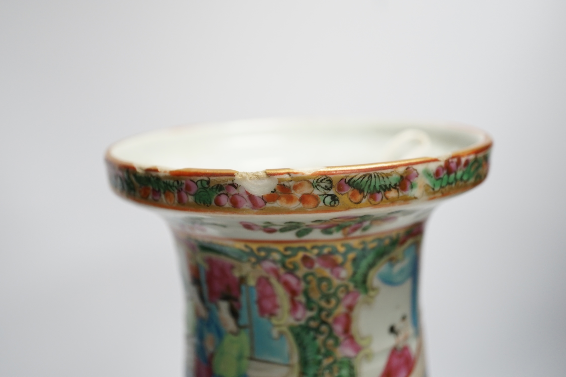 A 19th century Chinese famille rose vase, 36.5cm